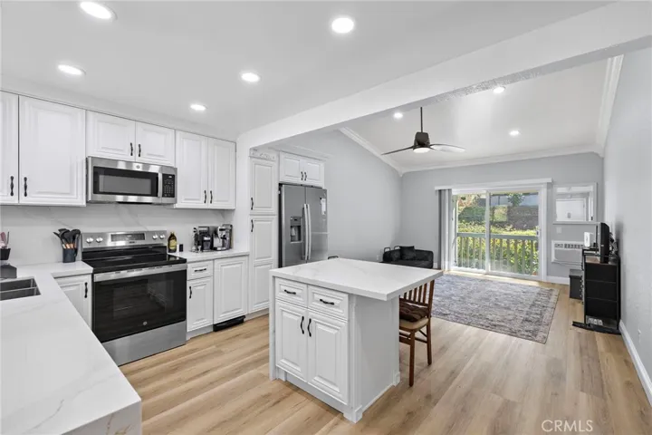 23261 La Glorieta G, Mission Viejo, California 92691