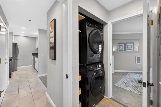 1271 Poplar 406, Sunnyvale, California 94086