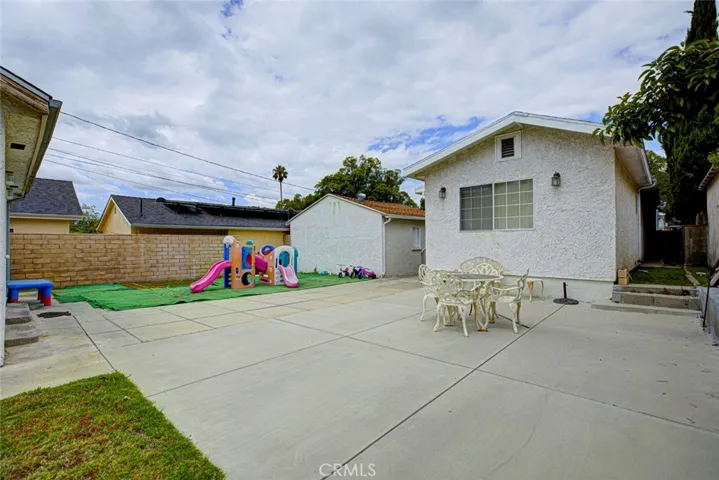 1334 Alameda, Glendale, California 91201