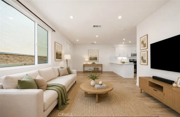 Virtual Staging- Living Room