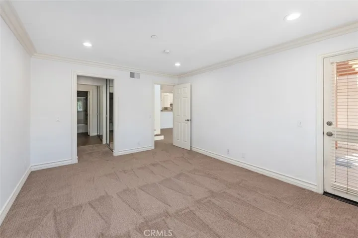 26 Villa Point, Newport Beach, California 92660
