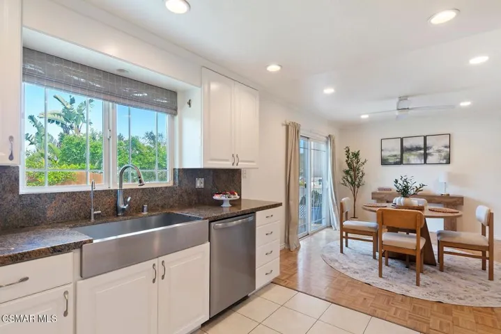 012-043-Kitchen-1500x1000