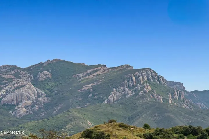 042-007-Mountain Views-1500x1000