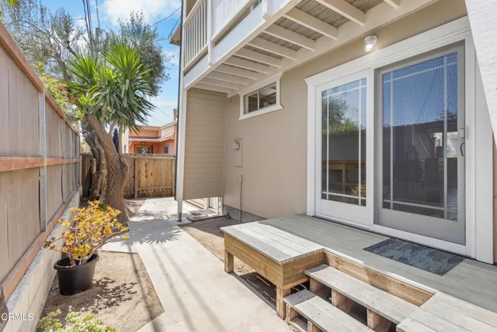Rear Patio / Yard Area off Dining Room