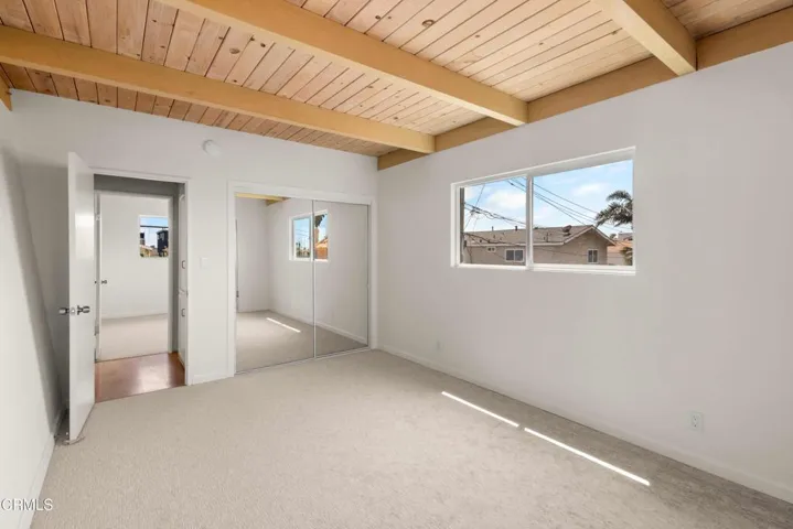 Bedroom 2 - Photo 2