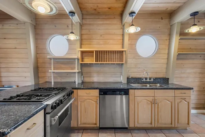 Kitchen with Granite Counters
