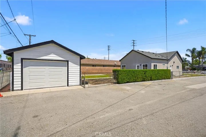 12940 4th, Chino, California 91710