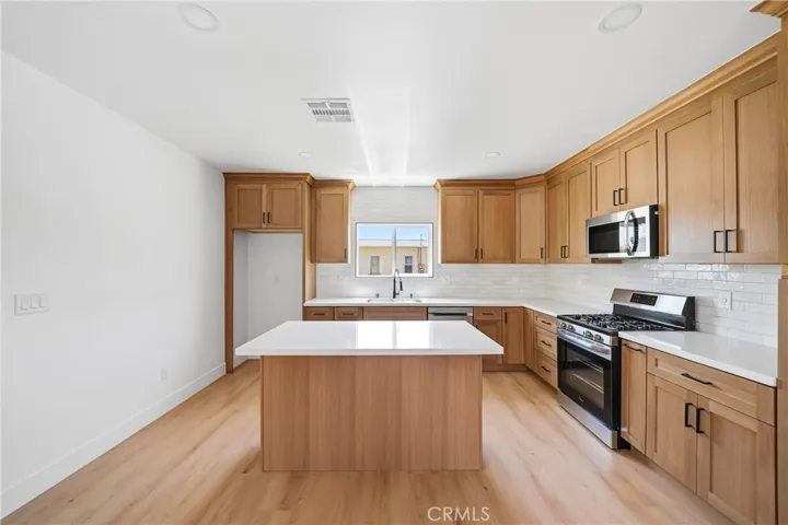 12940 4th, Chino, California 91710