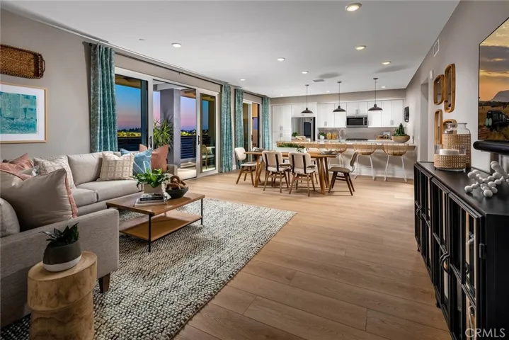 16175 Dawn 207, Tustin, California 92782