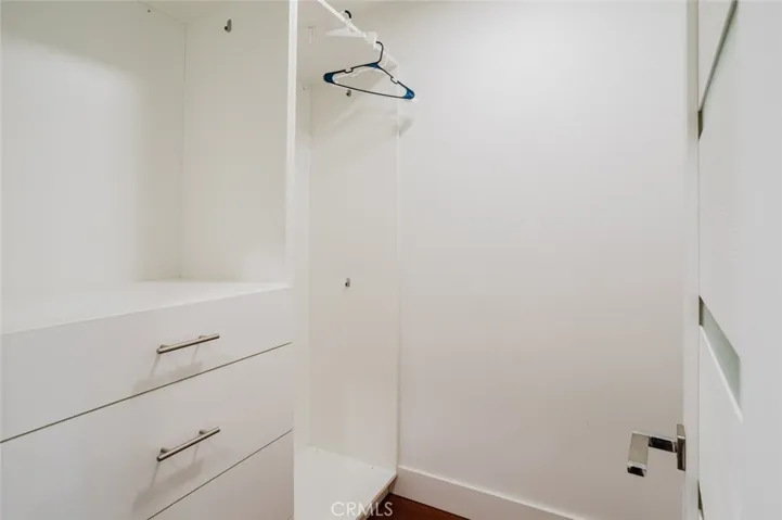 21210 Tulsa, Chatsworth, California 91311