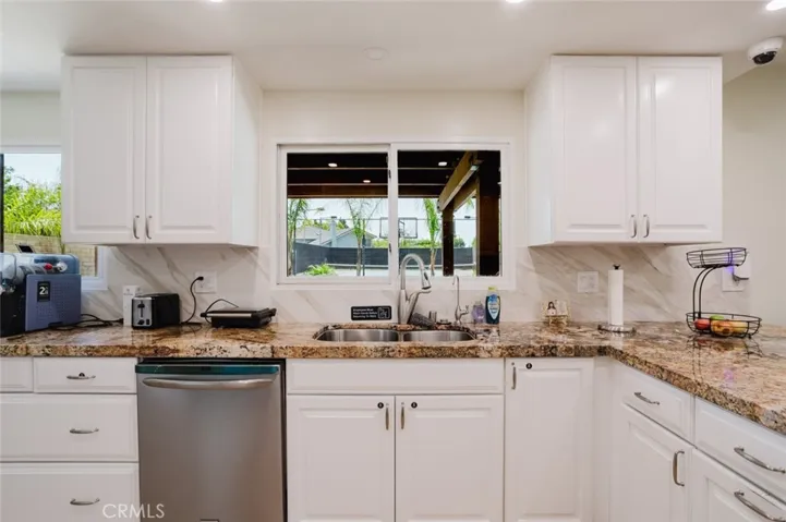 21210 Tulsa, Chatsworth, California 91311