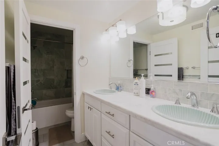 21210 Tulsa, Chatsworth, California 91311