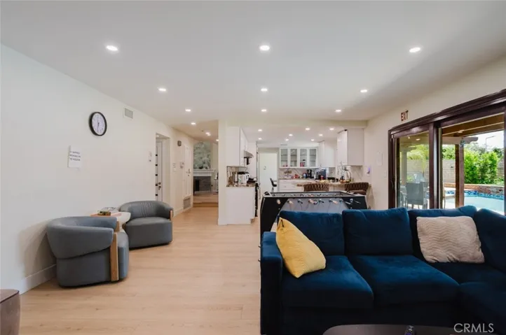 21210 Tulsa, Chatsworth, California 91311