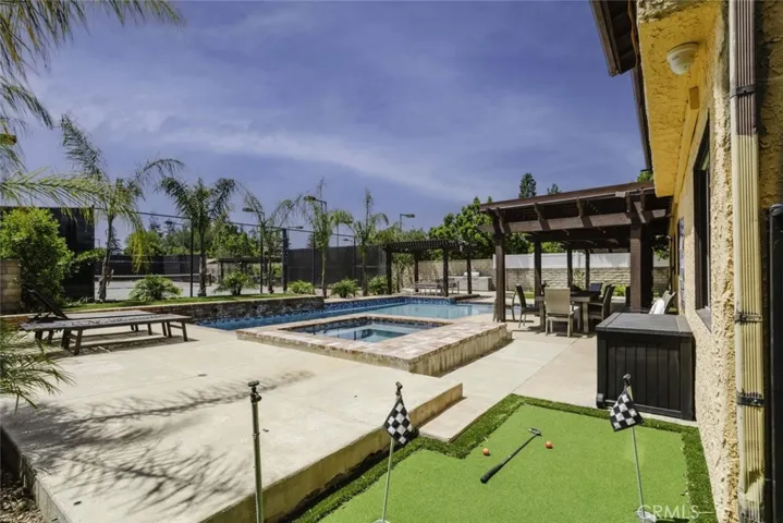 21210 Tulsa, Chatsworth, California 91311