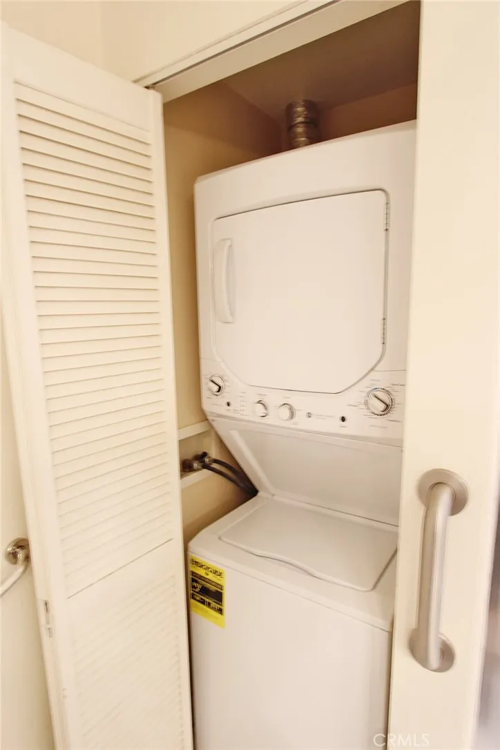 Guest Bathroom Laundry