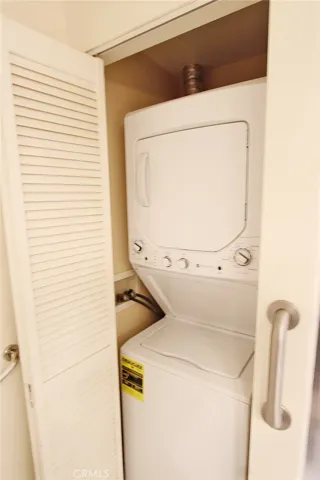 Guest Bathroom Laundry