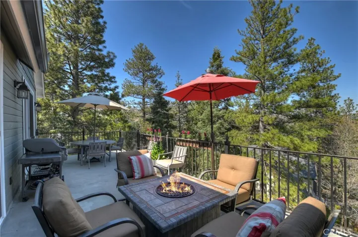 Backyard deck off the dining area