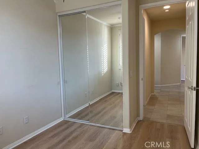 Mirrored Wardrobe Doors in Guest Bedroom
