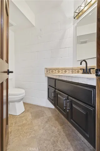 Bathroom #6 - outdoor studio