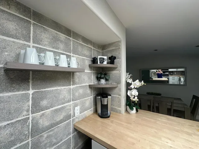 side kitchen
