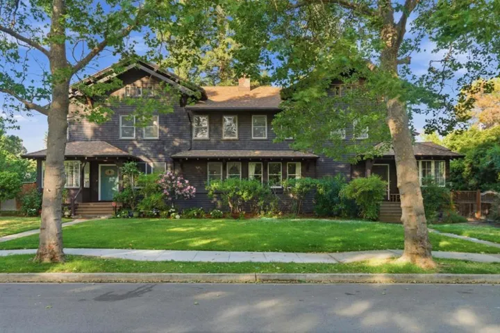 636 Alvarado Row, Stanford, California 94305