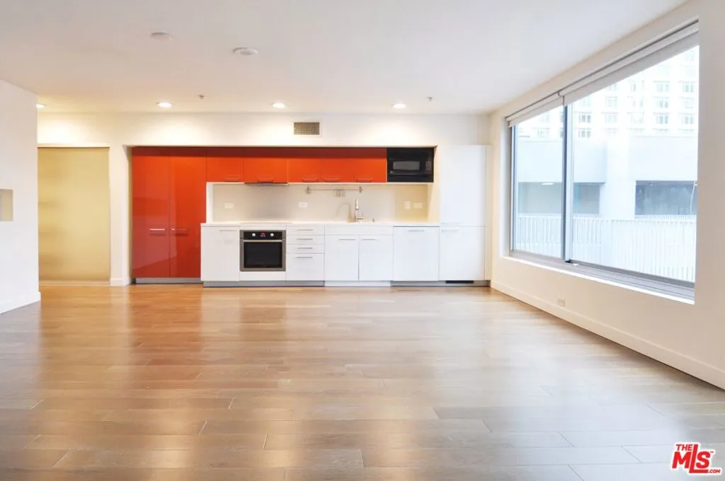 Top Floor unit!