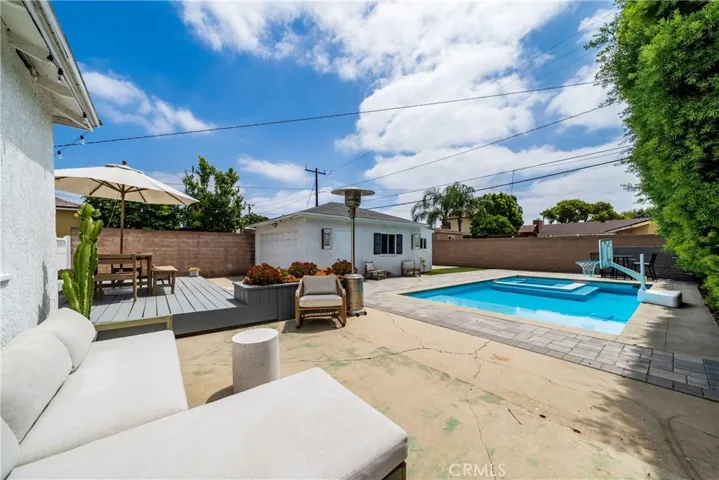 1006 E Ridgewood St, Long Beach, California 90807