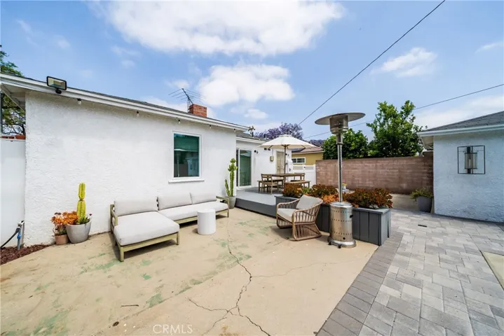 1006 E Ridgewood St, Long Beach, California 90807