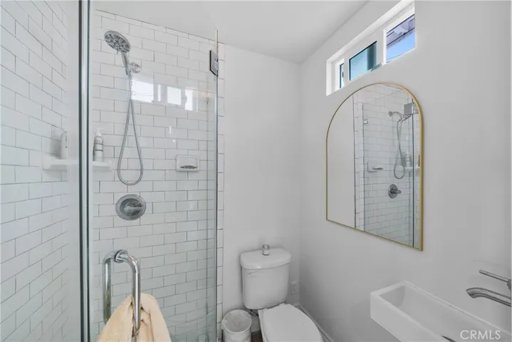 1006 E Ridgewood St, Long Beach, California 90807