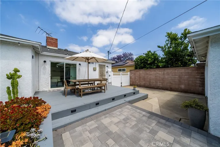 1006 E Ridgewood St, Long Beach, California 90807