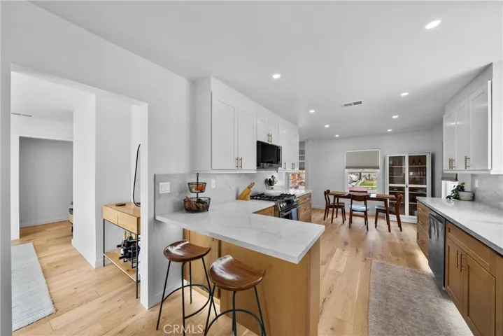 1006 E Ridgewood St, Long Beach, California 90807