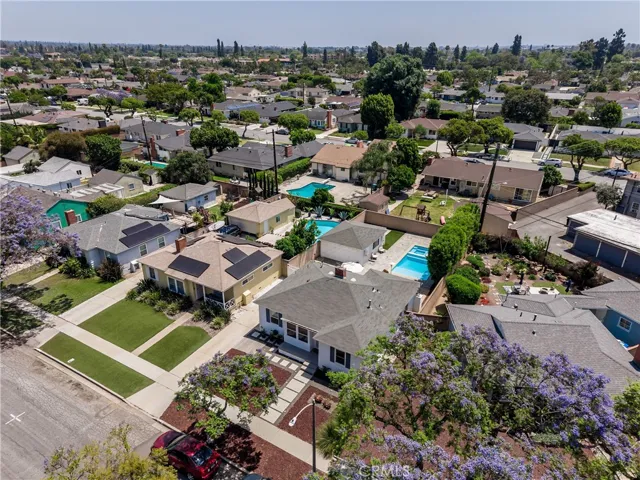 1006 E Ridgewood St, Long Beach, California 90807