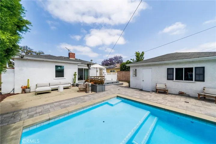1006 E Ridgewood St, Long Beach, California 90807