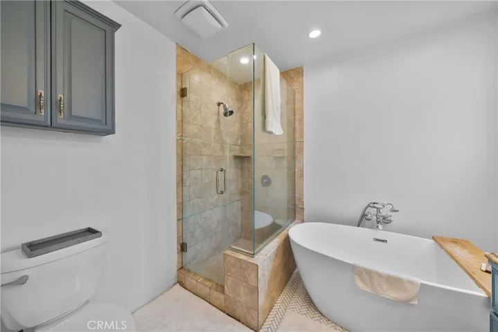 1006 E Ridgewood St, Long Beach, California 90807