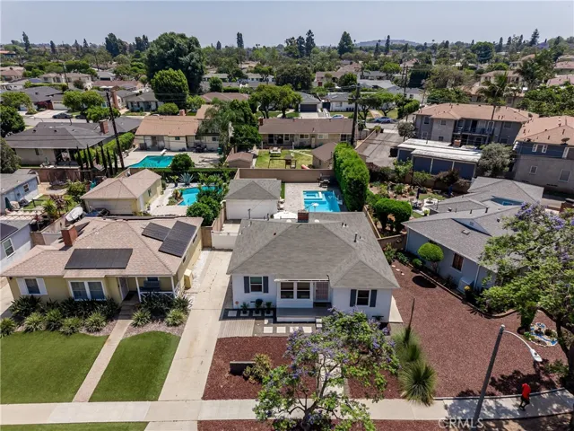 1006 E Ridgewood St, Long Beach, California 90807