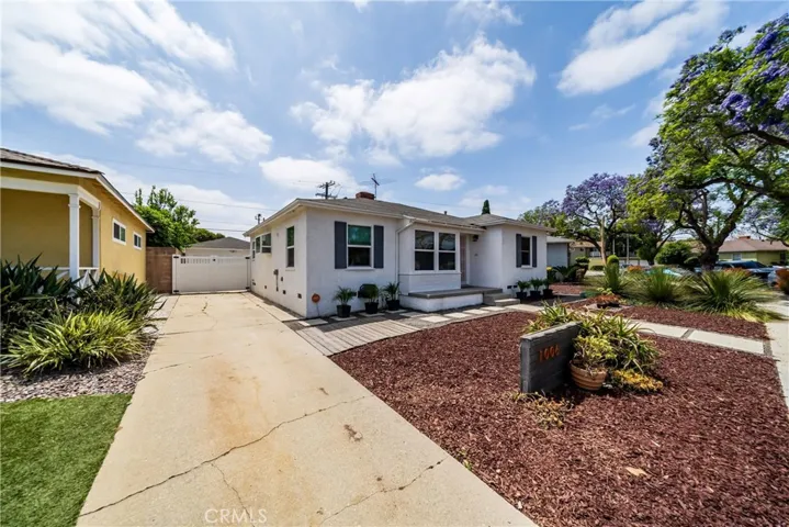 1006 E Ridgewood St, Long Beach, California 90807