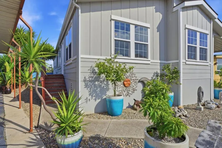 150 Kern Street, Salinas, California 93905