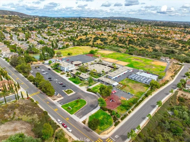 9048 Meadowrun, San Diego, California 92129