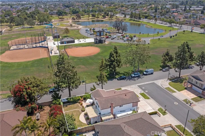 2001 W San Lorenzo, Santa Ana, California 92704
