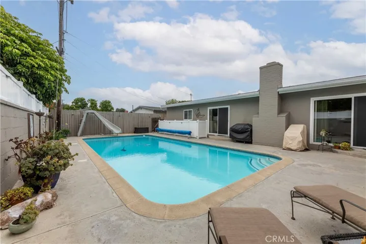 2726 Chatwin, Long Beach, California 90815