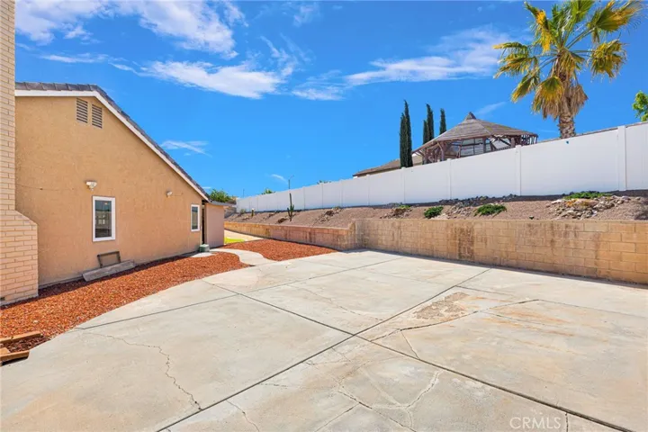 15231 Rose, Adelanto, California 92301