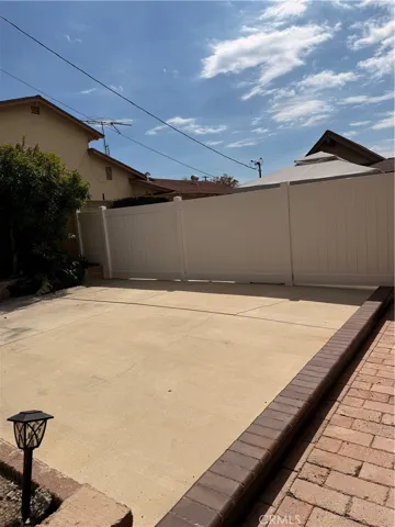 136 N Tiana Lane, Anaheim Hills, California 92807