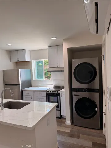 136 N Tiana Lane, Anaheim Hills, California 92807