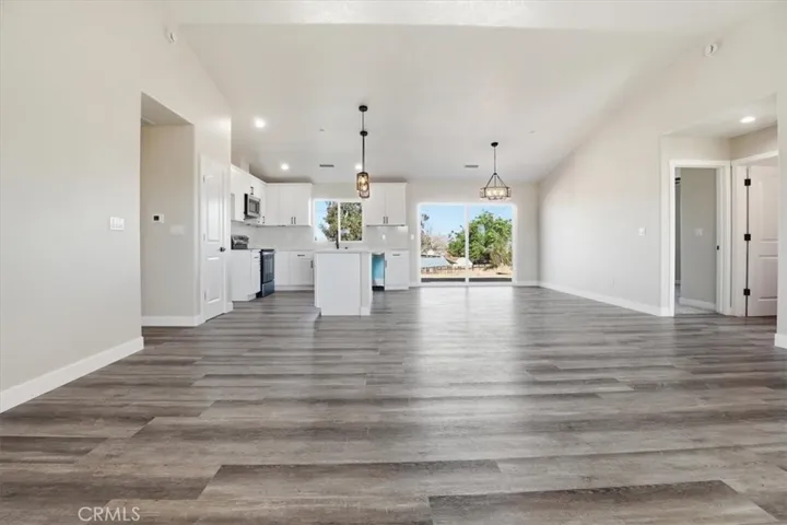 16135 Tawney Ridge Lane, Victorville, California 92394