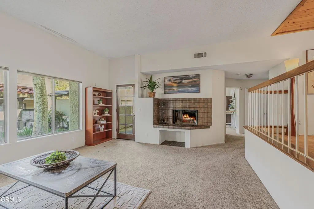 5 Light fireplace