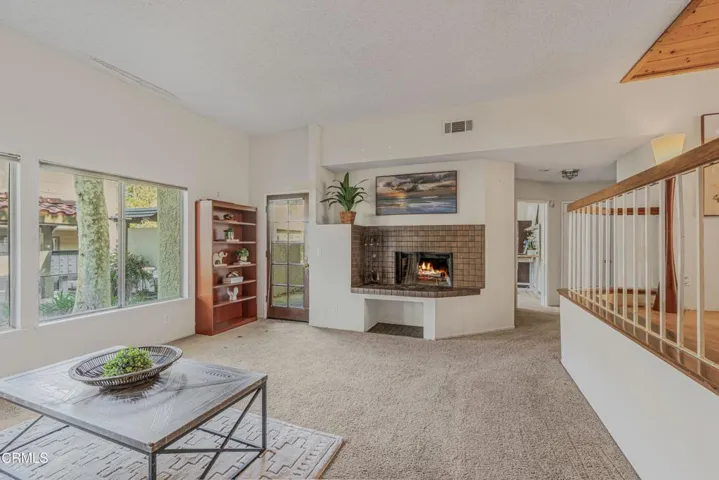 5 Light fireplace