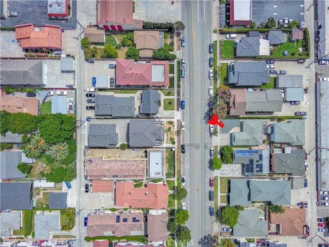 10921 Walnut, Los Alamitos, California 90720