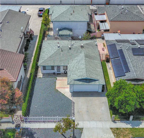 10921 Walnut, Los Alamitos, California 90720