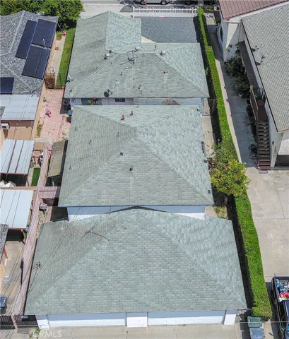 10921 Walnut, Los Alamitos, California 90720