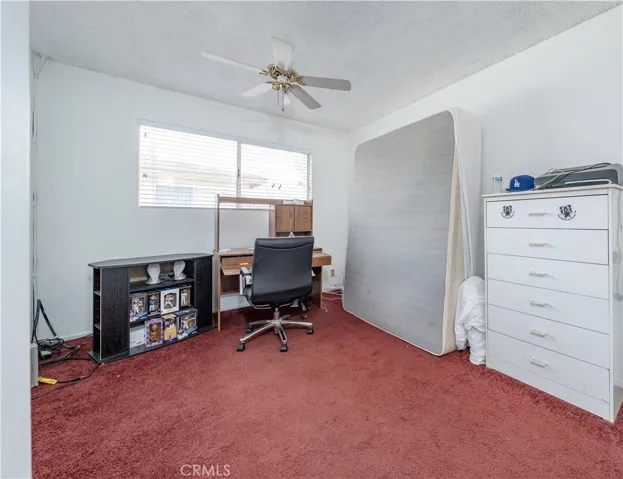 10921 Walnut, Los Alamitos, California 90720